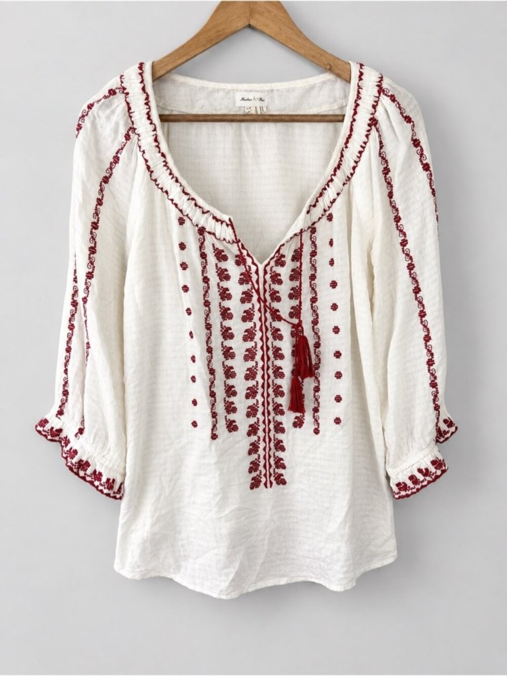 Anthropologie Meadow Rue White Peasant Cream & Red Embroidery Blouse Top Size 8